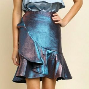 Umgee: PINK AND GOLD metallic ruffle skirt